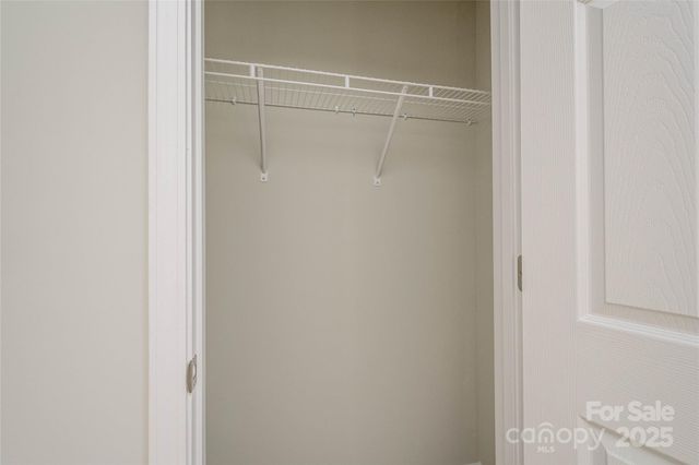 35 Greenly Lane, Fletcher, NC 28732