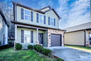 35 Greenly Lane, Fletcher, NC 28732