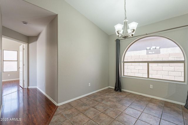 491 E DEVON Drive, Gilbert, AZ 85296