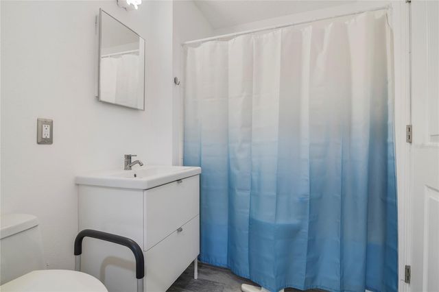 1600 BIG TREE ROAD B1, Daytona Beach, FL 32119