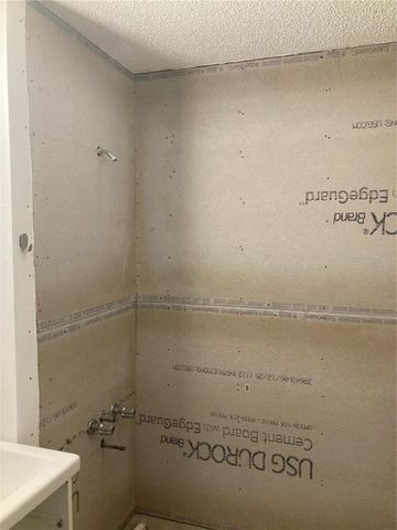 1600 BIG TREE ROAD B1, Daytona Beach, FL 32119