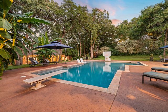3056 Loch Meadow Court, Southlake, TX 76092