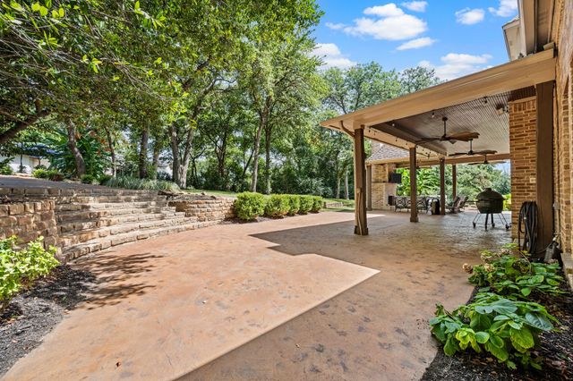 3056 Loch Meadow Court, Southlake, TX 76092