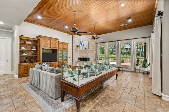 3056 Loch Meadow Court, Southlake, TX 76092