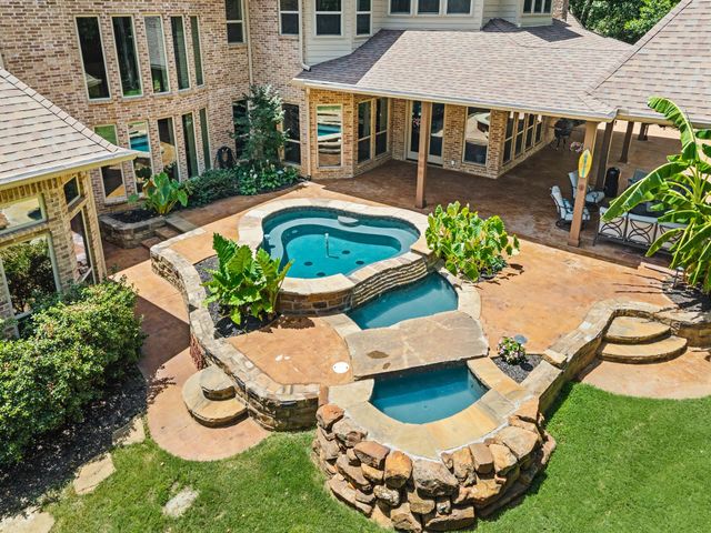 3056 Loch Meadow Court, Southlake, TX 76092