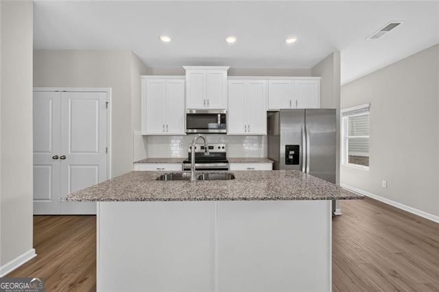 6362 Sundowner Place, Atlanta, GA 30331