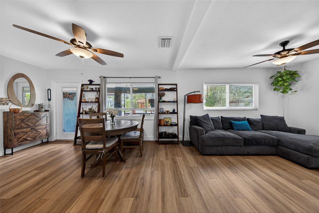 270 NE 42nd Court, Oakland Park, FL 33334