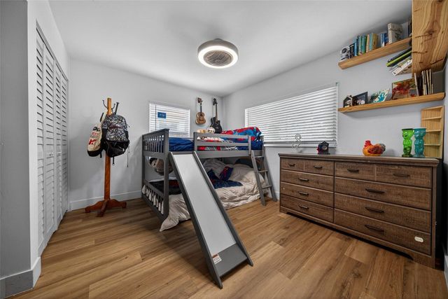 270 NE 42nd Court, Oakland Park, FL 33334