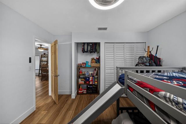 270 NE 42nd Court, Oakland Park, FL 33334