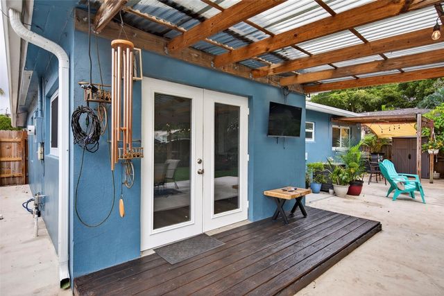 270 NE 42nd Court, Oakland Park, FL 33334