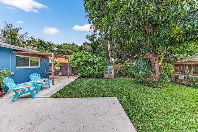 270 NE 42nd Court, Oakland Park, FL 33334