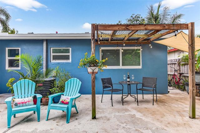 270 NE 42nd Court, Oakland Park, FL 33334