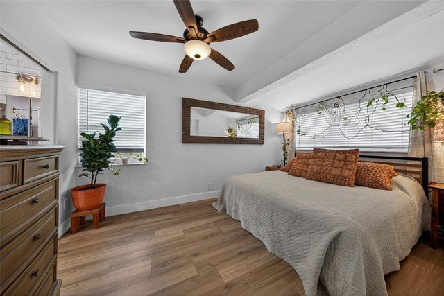 270 NE 42nd Court, Oakland Park, FL 33334