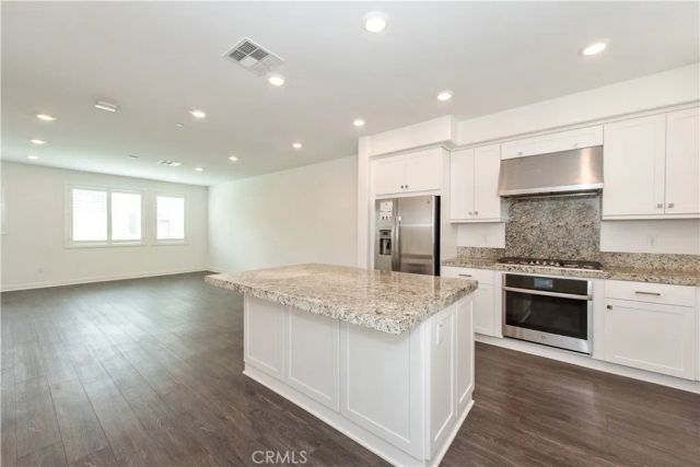 371 Bellver, Lake Forest, CA 92630