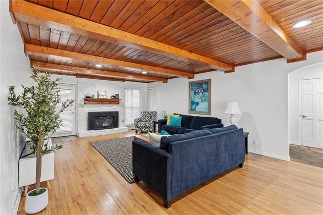 1581 Greers Chapel NW Road, Kennesaw, GA 30152