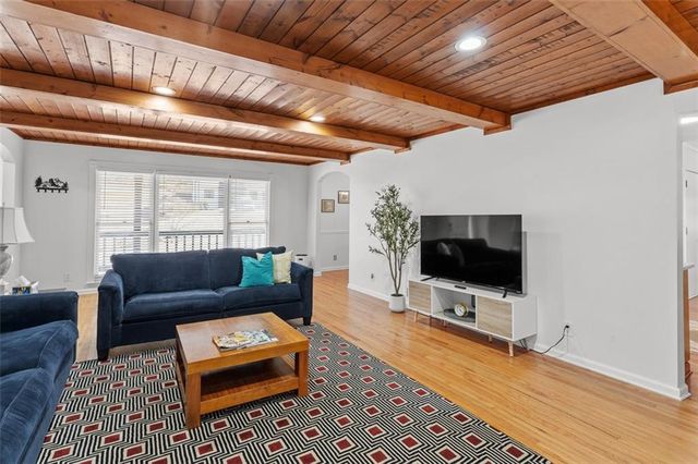 1581 Greers Chapel NW Road, Kennesaw, GA 30152