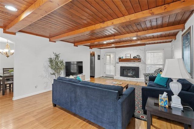 1581 Greers Chapel NW Road, Kennesaw, GA 30152