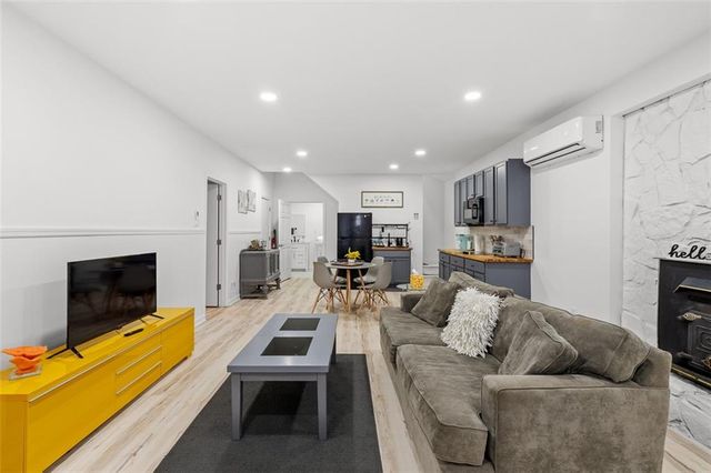 1581 Greers Chapel NW Road, Kennesaw, GA 30152