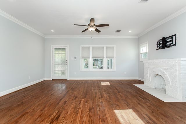 5327 Worth Street, Dallas, TX 75214