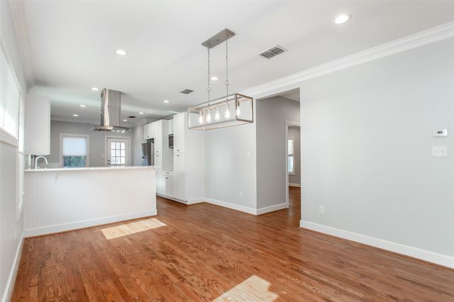 5327 Worth Street, Dallas, TX 75214