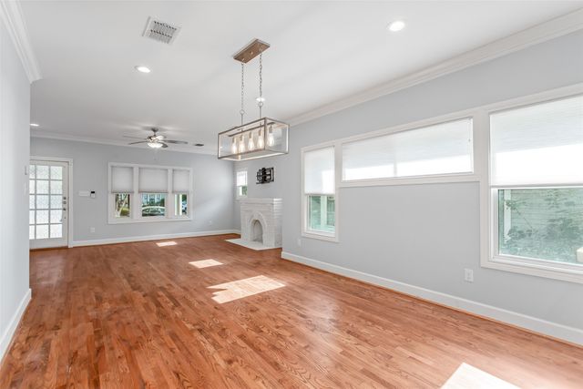 5327 Worth Street, Dallas, TX 75214