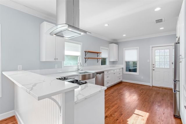 5327 Worth Street, Dallas, TX 75214
