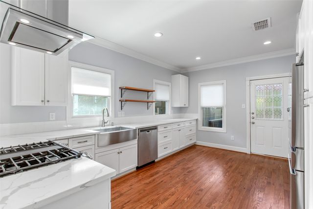 5327 Worth Street, Dallas, TX 75214