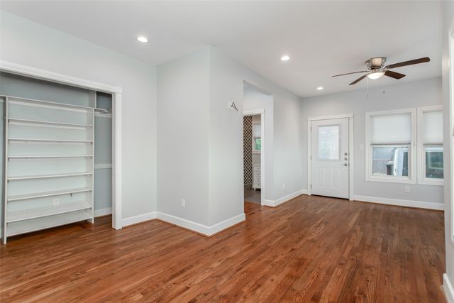 5327 Worth Street, Dallas, TX 75214