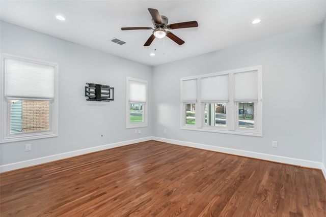 5327 Worth Street, Dallas, TX 75214