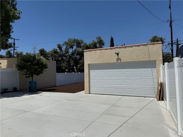 8955 San Luis, South Gate, CA 90280
