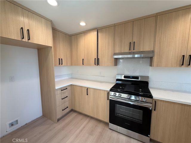 8955 San Luis, South Gate, CA 90280