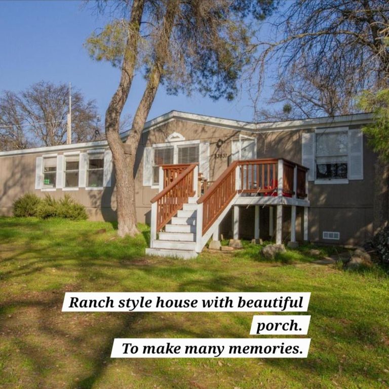 Image 10 of property listing at 33831 Medford Road, Auberry, CA 93602