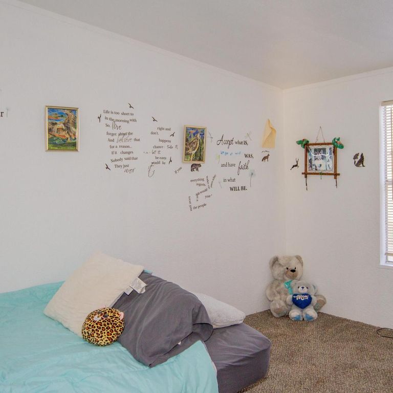 Image 20 of property listing at 33831 Medford Road, Auberry, CA 93602