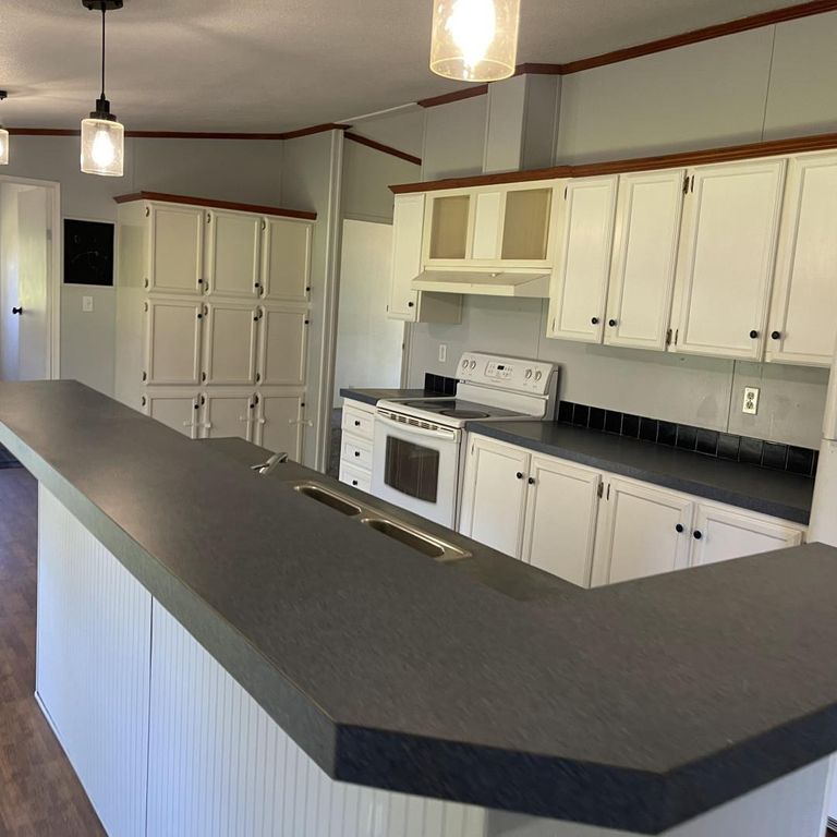 Image 37 of property listing at 33831 Medford Road, Auberry, CA 93602