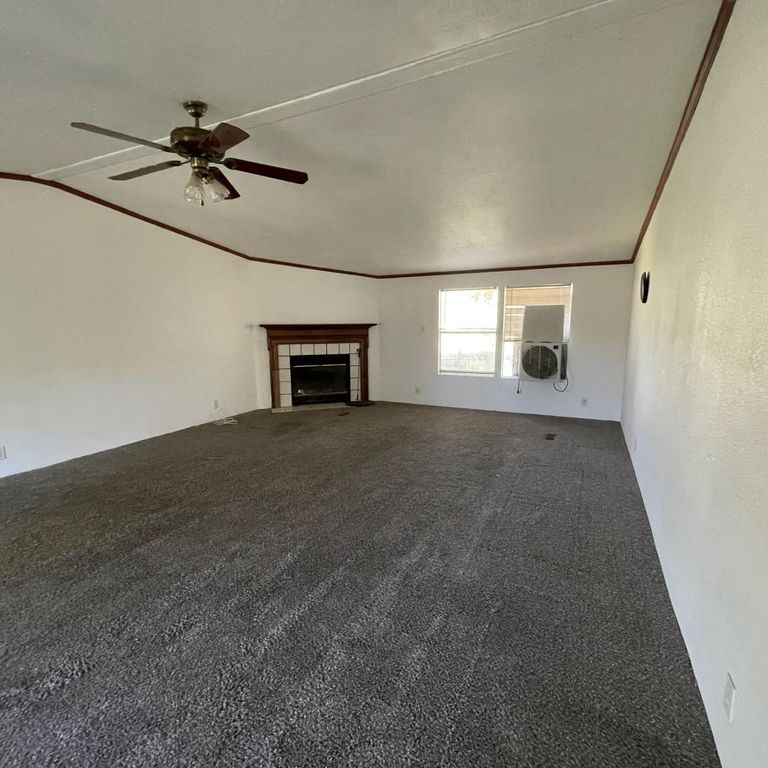 Image 38 of property listing at 33831 Medford Road, Auberry, CA 93602