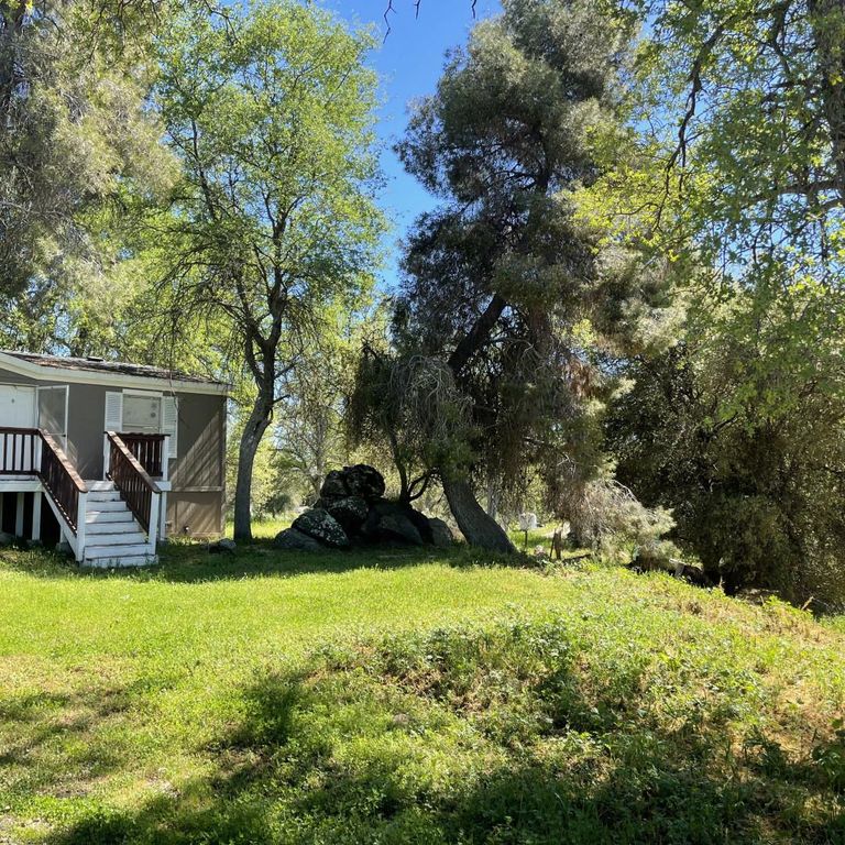 Image 40 of property listing at 33831 Medford Road, Auberry, CA 93602