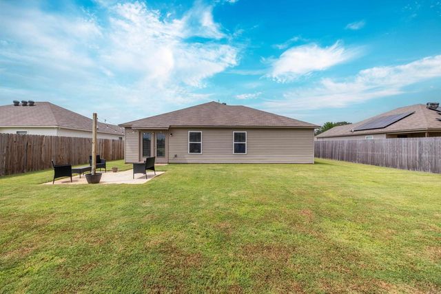 125 Sunland Dr., Beebe, AR 72012