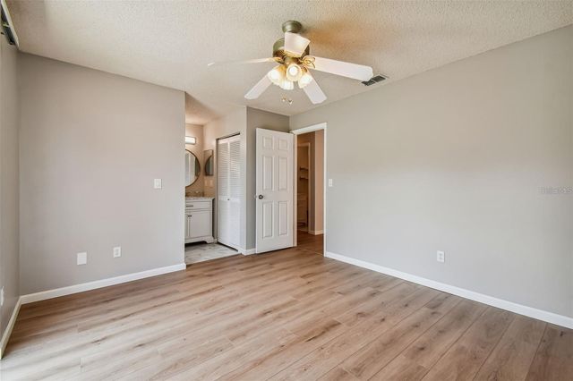 2853 WHISPERING DRIVE N, Largo, FL 33771