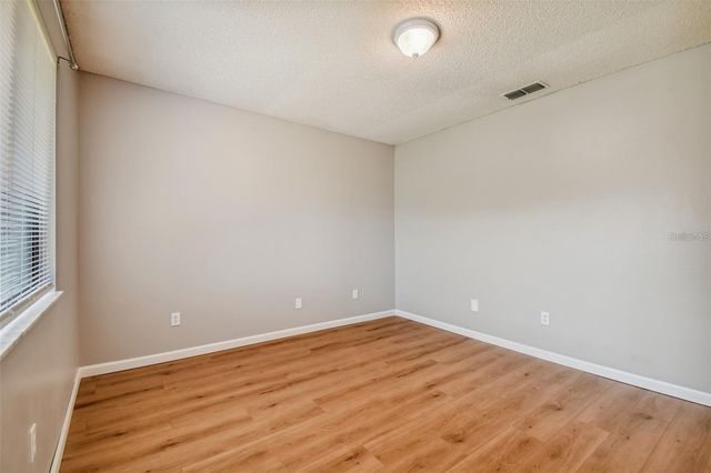 2853 WHISPERING DRIVE N, Largo, FL 33771