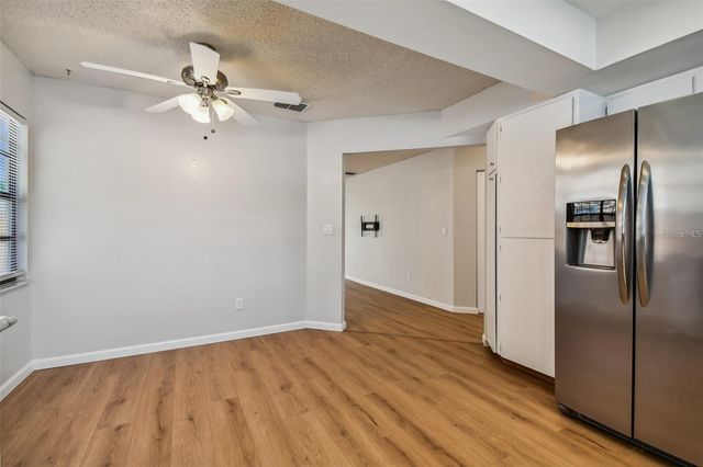 2853 WHISPERING DRIVE N, Largo, FL 33771