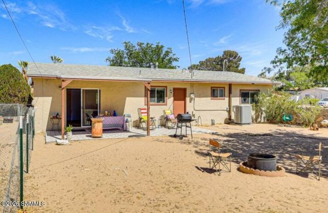 1886 Webster Avenue, Las Cruces, NM 88001