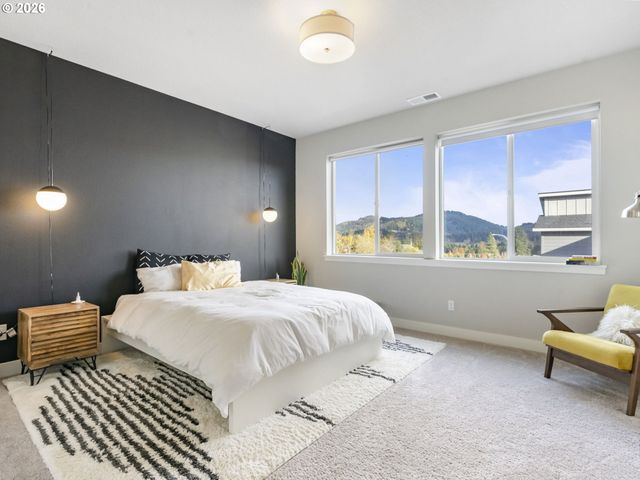 10536 Se 162ND Ave, Happy Valley, OR 97086