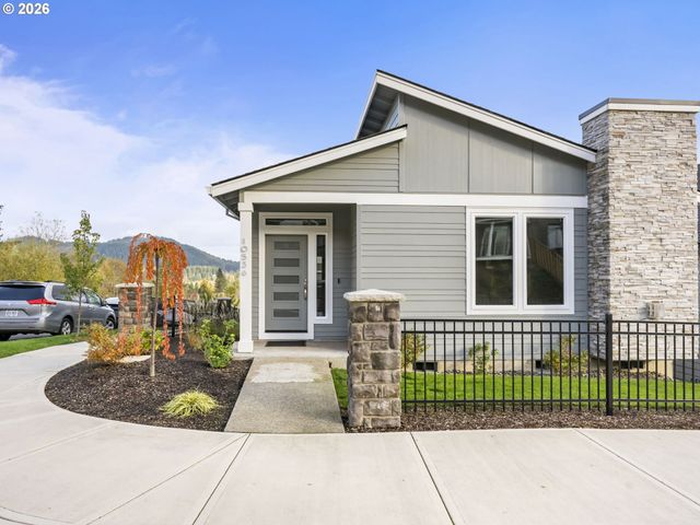 10536 Se 162ND Ave, Happy Valley, OR 97086