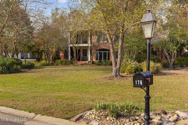 176 Northshore Boulevard, Madison, MS 39110