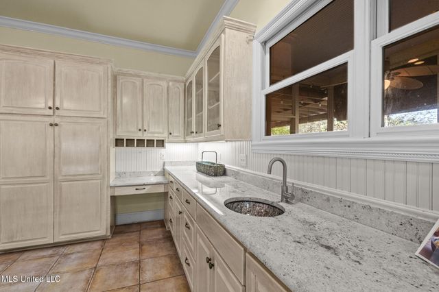 176 Northshore Boulevard, Madison, MS 39110