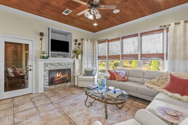 176 Northshore Boulevard, Madison, MS 39110