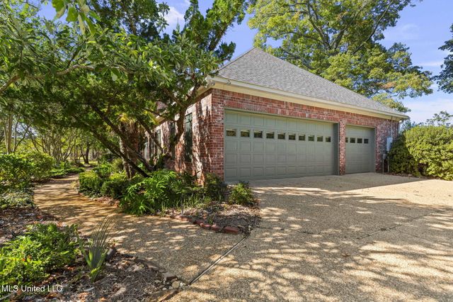 176 Northshore Boulevard, Madison, MS 39110