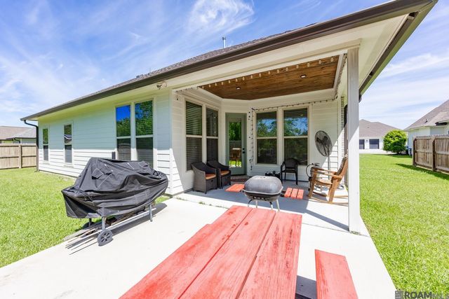 14142 Dew Point Ave, Baton Rouge, LA 70818