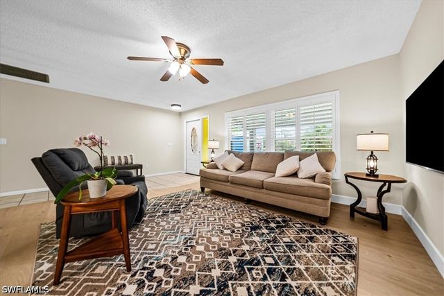 19208 Murcott DR E, Fort Myers, FL 33967