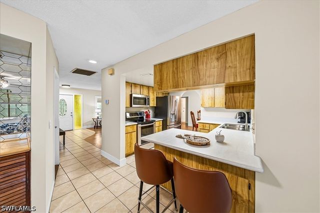 19208 Murcott DR E, Fort Myers, FL 33967